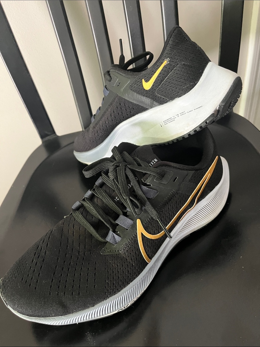 Nike Air Zoom Pegasus 38
Women's Road Running Shoes Sz 7